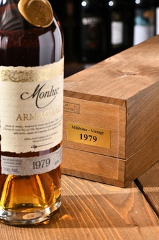Monluc Armagnac 1979 - арманьяк Монлюк 1979 года 0.7 л