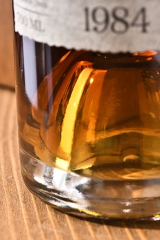 Monluc Armagnac 1984 - арманьяк Монлюк 1984 года 0.7 л