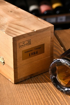 Monluc Armagnac 1984 - арманьяк Монлюк 1984 года 0.7 л