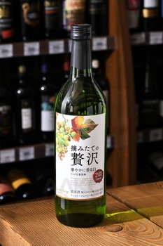 Sainte Neige Tsumitate no Zeitaku Hanayakanikaoru - вино Санте Неже Цумитате но Зейтаку Ханаяканикаору 0.75 л белое полусухое