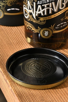 Autentico Nativo Special Reserve in tube - ром Аутентико Нативо Спешл Резерв 20 лет в тубе 0.7 л