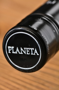 Planeta Eruzione 1614 Riesling Terre Siciliane - вино Планета Эруционе 1614 Рислинг Терре Сичилиане 0.75 л белое сухое