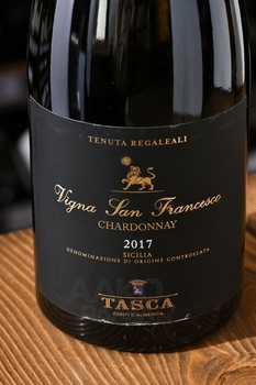 Tasca d`Almerita Chardonnay Vigna San Francesco IGT - вино Таска д`Альмерита Шардоне Винья Сан Франческо 0.75 л белое сухое