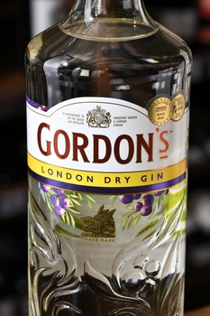 Gordon’s London Dry Gin - джин Гордонс Лондон Драй 0.7 л сухой