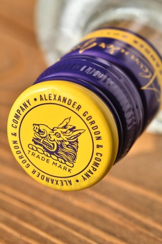 Gordon’s London Dry Gin - джин Гордонс Лондон Драй 0.7 л сухой