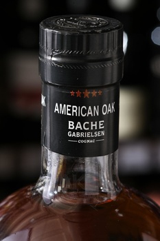 Bache Gabrielsen American Oak - коньяк Баш-Габриэльсен Американ ОАК 0.7 л