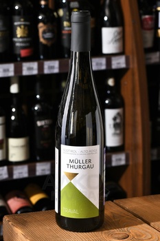 Traval Muller Thurgau DOC - вино Травал Мюллер Тургау ДОК 0.75 л белое сухое