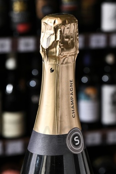 Soutiran Grand Cru Brut Rose - шампанское Шампань Сутиран Гран Крю Брют Розе 2020 год 0.75 л брют розовое