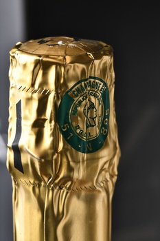 Gerin & Fils Reserve Brut - шампанское Жерин и Филс Резерв Брют 0.75 л белое брют в п/у