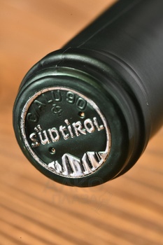 Alto Adige Pinot Grigio Terlan - вино Альто Адидже Пино Гриджио белое сухое 0.75 л