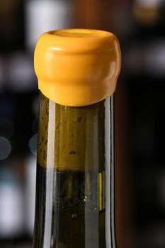 Tinessa Ognostro Bianco - вино Тинесса Оньостро Бьянко 0.75 л белое сухое