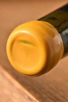 Tinessa Ognostro Bianco - вино Тинесса Оньостро Бьянко 0.75 л белое сухое