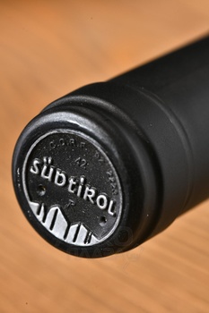 Kellerei Bozen Stegher Chardonnay Riserva - вино Келлерай Бозен Штегер Шардоне Ризерва 0.75 л белое сухое