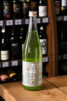 Yoshino Monogatari Light Melon - ликер с соком дыни Ёсино Моногатари Лайт Мелон 0.72 л