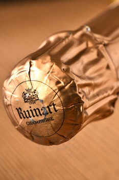 Ruinart Blanc de Blancs - шампанское Рюинар Блан де Блан 0.75 л белое брют