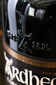 Ardbeg Corryvreckan - виски Ардбег Корриврекан 0.7 л п/у