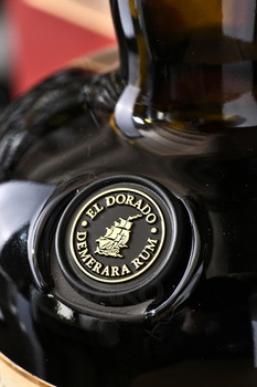 Rum El Dorado 12 years - ром Эль Дорадо 12 лет 0.7 л