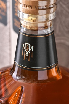 Виски Мидлтон Вери Рар Винтаж Релиз 2024 год 0.7 л в п/у