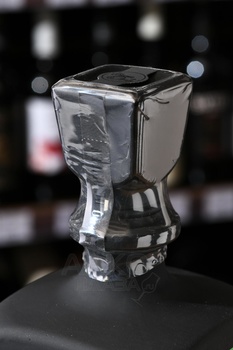 Gran Cava De Oro Extra Anejo Black - текила Гран Кава Де Оро Экстра Аньехо 0.75 л