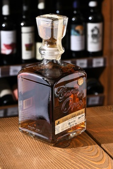 Gran Cava De Oro Extra Anejo - текила Гран Кава Де Оро Экстра Аньехо 0.75 л