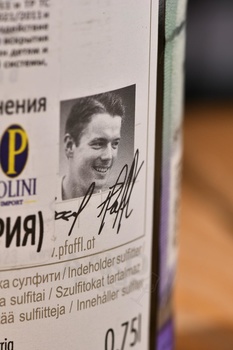 Pfaffl Sonne Riesling - вино Пфаффль Зонне Рислинг 0.75 л белое полусухое