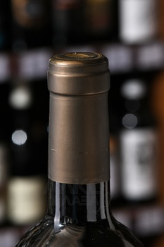 Tenuta San Pietro Il Mandorlo Gavi DOCG - вино Гави Иль Мандорло 0.75 л белое полусухое