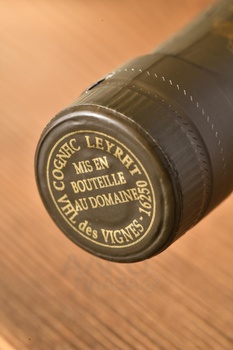 Leyrat XO Hors d’Age - коньяк Лейра ХО Ор д’Аж 0.7 л в п/у