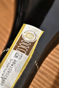 Gavi Canti Family - вино Гави Канти Фэмили 0.75 л белое сухое