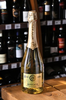 Sparkling ZB wine Moscato - игристое вино ЗБ Вайн Москато Крым 0.75 л