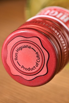 Higuana Carta Blanca 3 - ром Игуана Карта Бланка 3 0.7 л