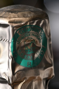 Etienne Sandrin A Travers Celles Champagne AOC - шампанское Шампань Этьен Сандран А Травер Селье АОС 0.75 л белое экстра брют