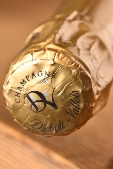 Diebolt-Vallois Brut Prestige - вино игристое Дьебольт-Валлуа Брют Престиж 0.75 л белое брют