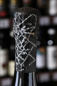 Champagne Perseval-Farge Les Goulats - шампанское Шампань Персеваль-Фарж Ле Гулат 2014 год 0.75 л белое брют