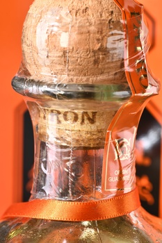 Patron Reposado - текила Патрон Репосадо 0.75 л в п/у