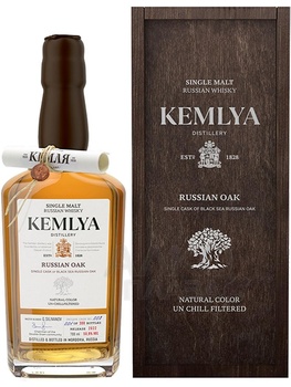 Kemlya Russian Oak - виски Кемля Рашен Оук 0.7 л