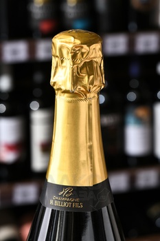 H Billiot Fils Millesime Ambonnay Grand Cru Brut - шампанское Аш Бильо Фис Миллезим Амбоне Гран Крю Брют 2015 год 0.75 л белое брют в п/у