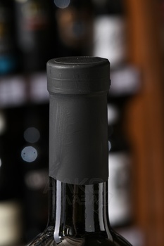 Вино Звягинцев Цитронный Магарача 0.75 л белое сухое