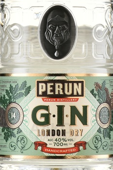 Perun London Dry - джин Перун Лондон Драй 0.7 л