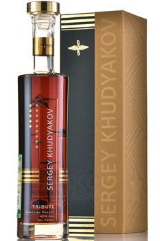 Коньяк Оганян Маршал С. А. Худяков 0.7 л в п/у