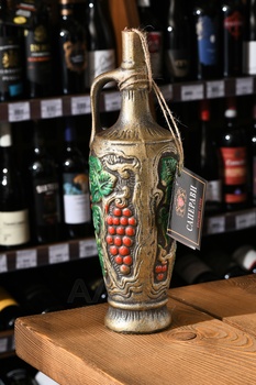 Вино Саперави Джорджиа Кантри Вайнс 1 л красное сухое в глиняном кувшине