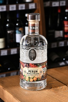 Rakija Perun - ракия Перун Абрикосовая 0.7 л