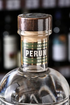 Rakija Perun - ракия Перун Грушевая 0.7 л