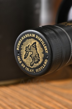 Bunnahabhain 12 years - виски Буннахавэн 12 лет 0.7 л