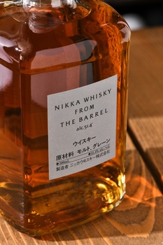 Nikka From The Barrel - виски Никка Фром зе Бэррел 0.5 л в п/у