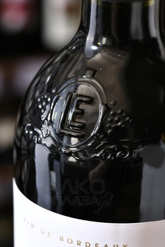 Louis Eschenauer Bordeaux - вино Луи Эшенауэр Бордо 2022 год 0.75 л красное сухое